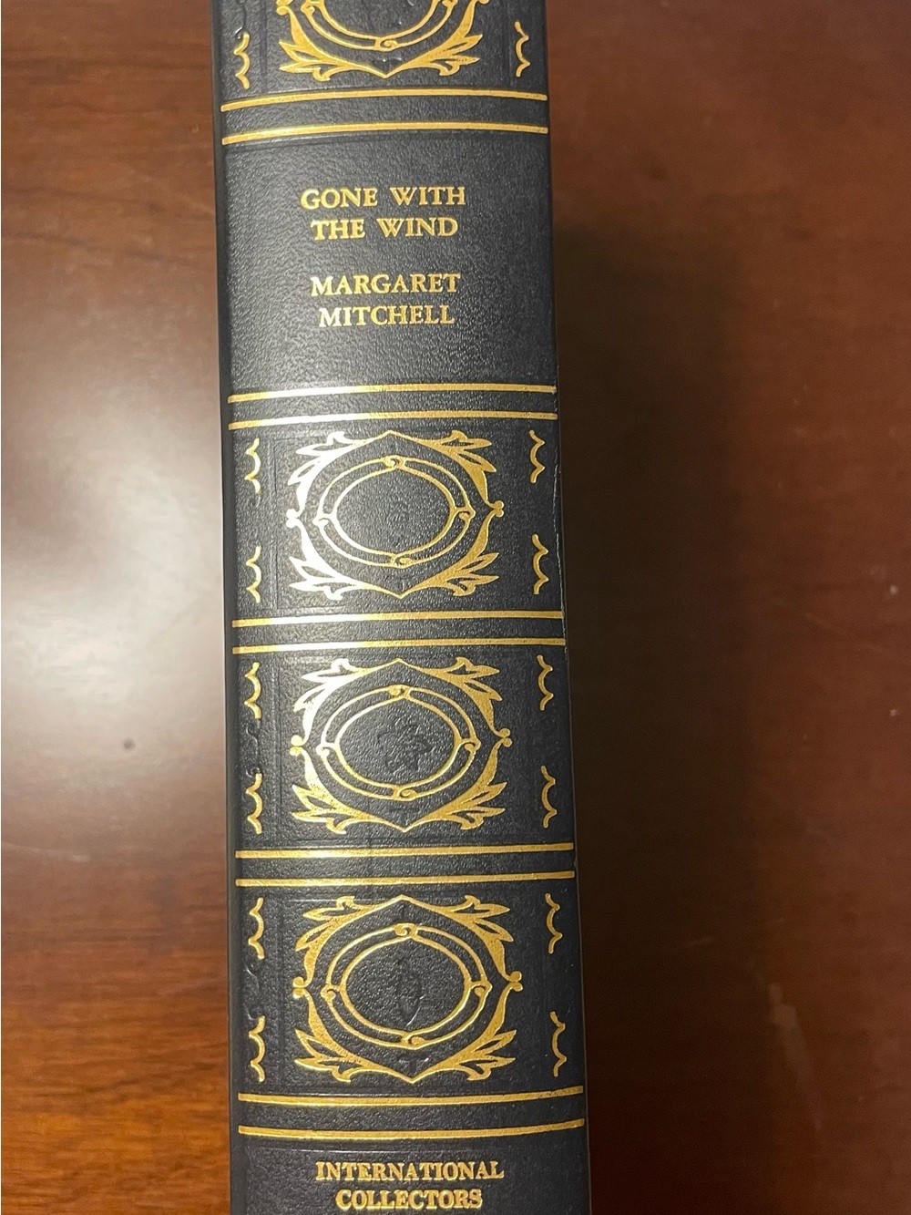 Gone with the Wind by Margaret Mitchell - Black Leather Edition